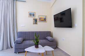 Arktos Sunset Villa