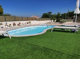 Arktos Sunset Villa