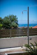 Arktos Sunset Villa