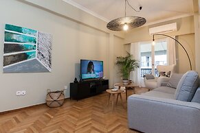 Pagrati Urban Oasis Getaway 2Bd Apt