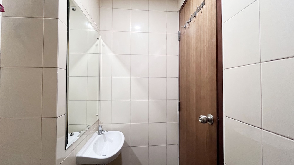Compact Studio Room Apartment Vida View Makassar