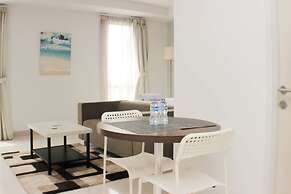 Nice And Comfy Studio Azalea Suites Apartment