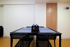 Comfortable 2Br With Workspace At Meikarta Apartment