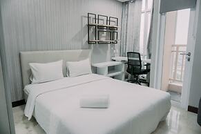 Homey And Comfy Stay Studio Apartment At B Residence