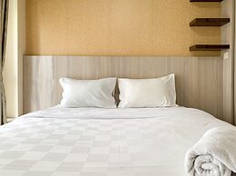 Modern Look And Comfy Studio Tifolia Apartment