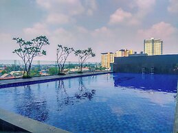 Modern Look And Comfortable Studio Evenciio Margonda Apartment