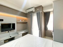 Modern Look Studio At Transpark Cibubur Apartment