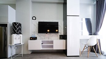 Cozy Living Studio At Bale Hinggil Apartment