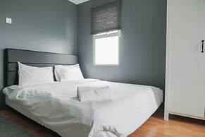 Nice And Warm Studio At Belmont Residence Puri Apartment