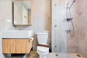 Fancy And Nice 2Br At Lloyd Alam Sutera Apartment
