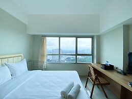 Serene Stay Studio At Springlake Summarecon Bekasi Apartment