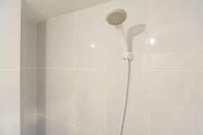 Comfortable And Well Design Studio Tokyo Riverside Pik 2 Apartment