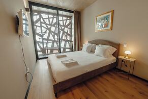 City Center Premium by Vacationy