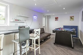 Clydfan, No 1 Trearddur Road