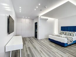 Torre Palace I by Atlantic Holiday