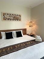Oneiro Suites