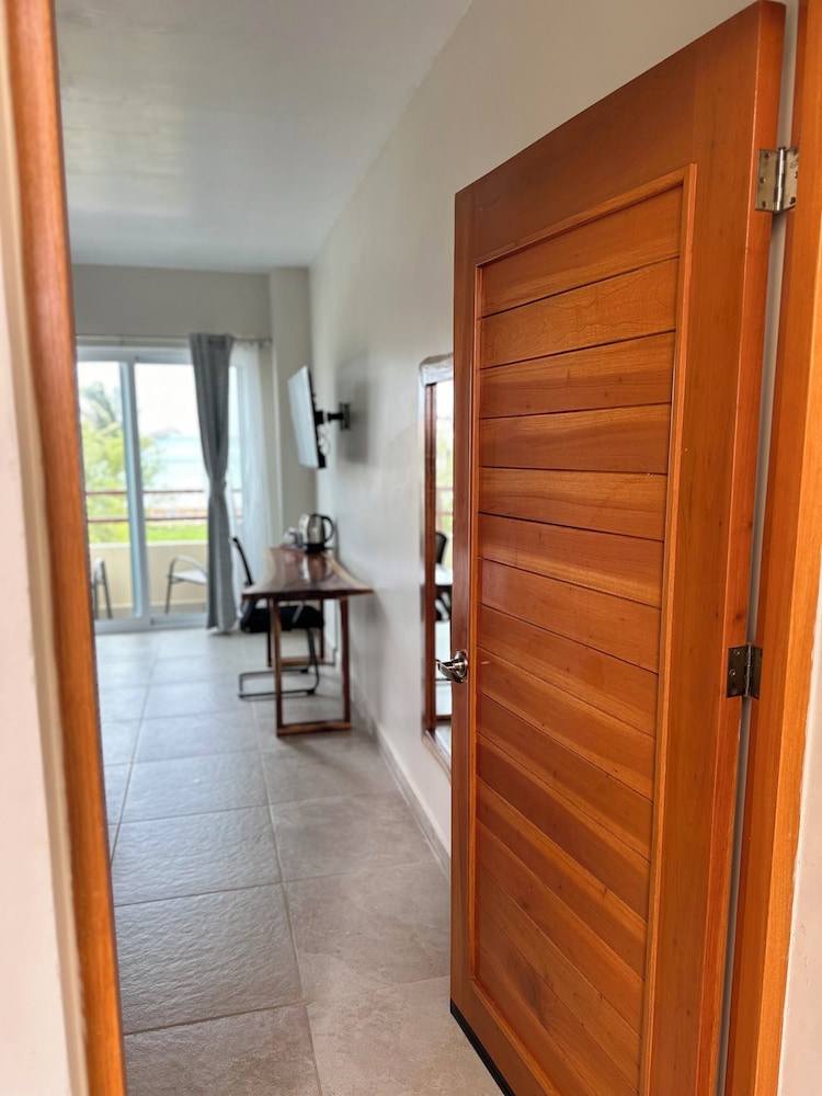 Oneiro Suites
