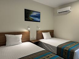 Oneiro Suites