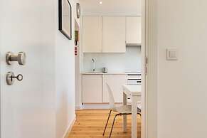 Belem Design 04 by Homing