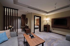 Platinum Hotel