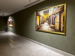 Platinum Hotel