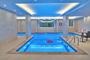 Platinum Hotel