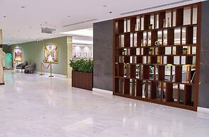 Platinum Hotel