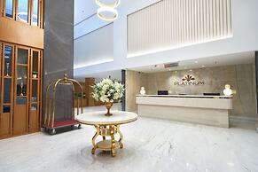 Platinum Hotel