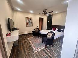 Elegant Suites Hotel