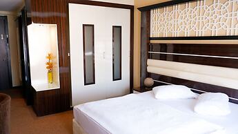 Hotel La Bella Soma