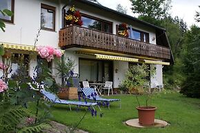 Titisee Haus an der Sonne by Kuckucksnester