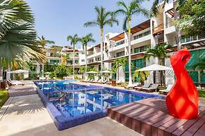 Via 38 A13 - Modern Condo - At Via 38