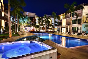 Via 38 A13 - Modern Condo - At Via 38