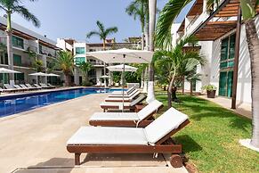 Via 38 A13 - Modern Condo - At Via 38