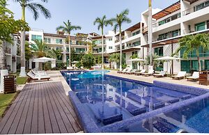 Via 38 A13 - Modern Condo - At Via 38