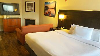 Riviera Inn and Suites 1000 Islands