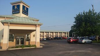 Riviera Inn and Suites 1000 Islands