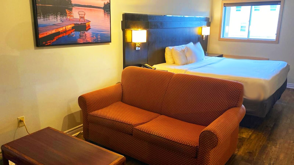 Riviera Inn and Suites 1000 Islands