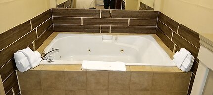 Riviera Inn and Suites 1000 Islands