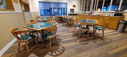Riviera Inn and Suites 1000 Islands