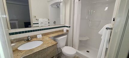 Riviera Inn and Suites 1000 Islands