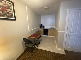 Riviera Inn and Suites 1000 Islands