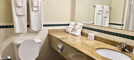 Riviera Inn and Suites 1000 Islands