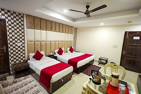 Airport Hotel The Volga