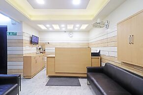 Mauryan Express Hotel Dashrathpuri Metro
