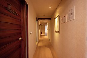 Cattail pocket Inn