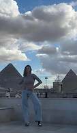 Aziz Palace Front Pyramids View & Rooftop Restaurant