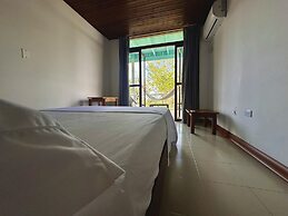 South West Bay Cabañas