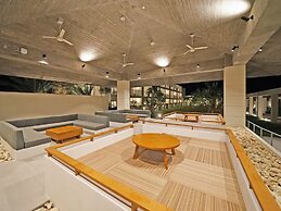 POOL VILLA KOURIJIMA by COLDIO