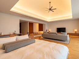 POOL VILLA KOURIJIMA by COLDIO